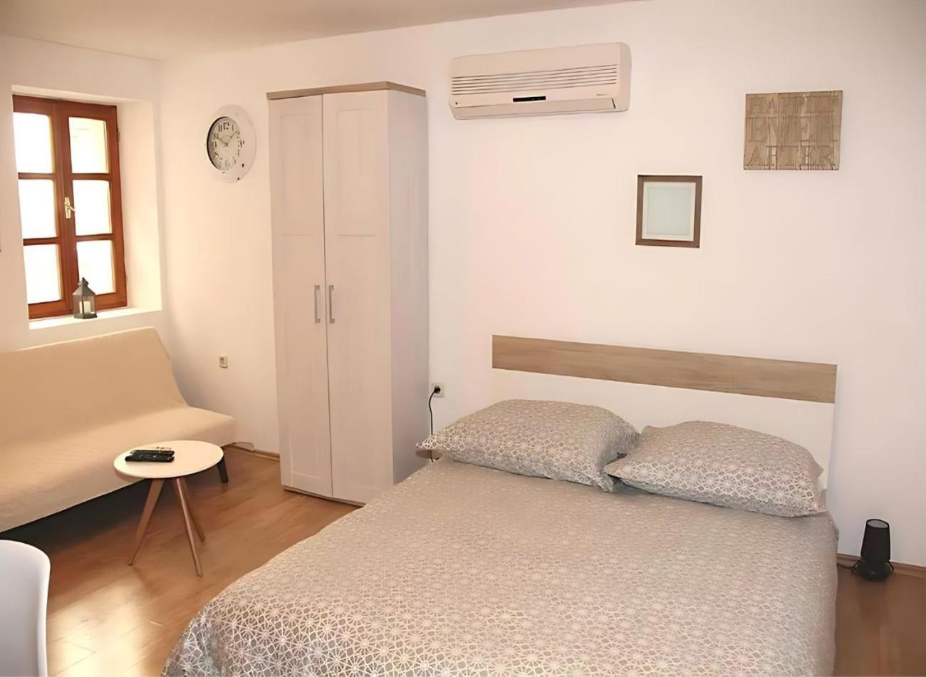 Sunny Rooms And Suites Шибеник Екстер'єр фото