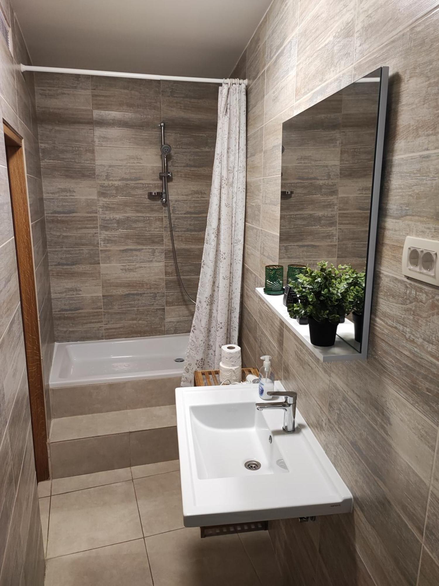 Sunny Rooms And Suites Шибеник Екстер'єр фото